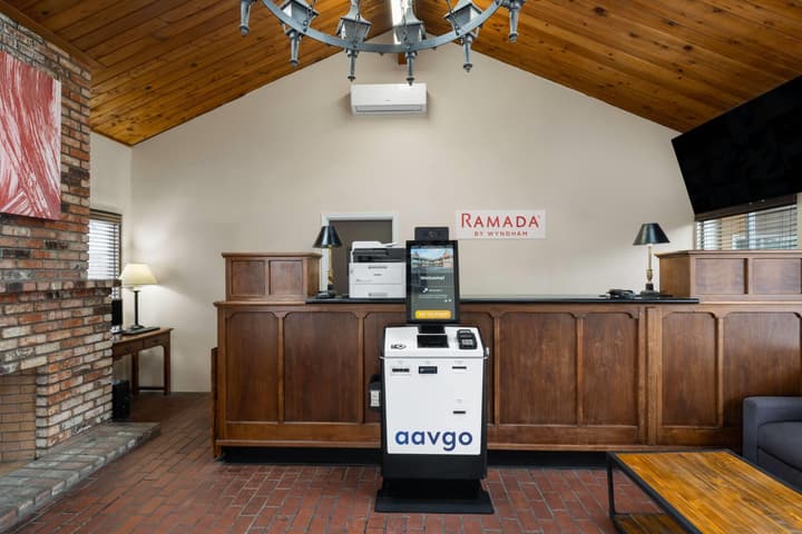 Ramada Bayside Inn & Suites Eureka