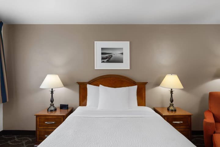 Ramada Bayside Inn & Suites Eureka