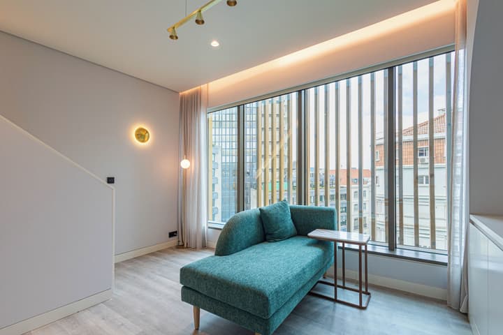 Luster Hotel