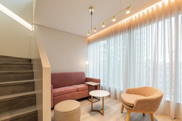 Luster Hotel