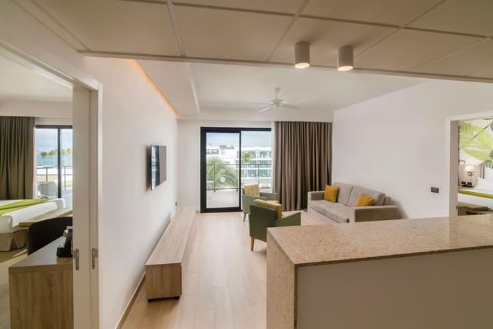 Serenade All Suites - Adults Only Resort - All inclusive