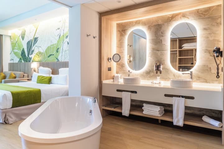Serenade All Suites - Adults Only Resort - All inclusive