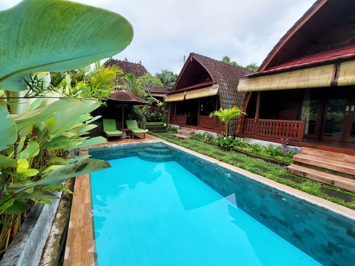 Shivananda Antique Villas by EPS