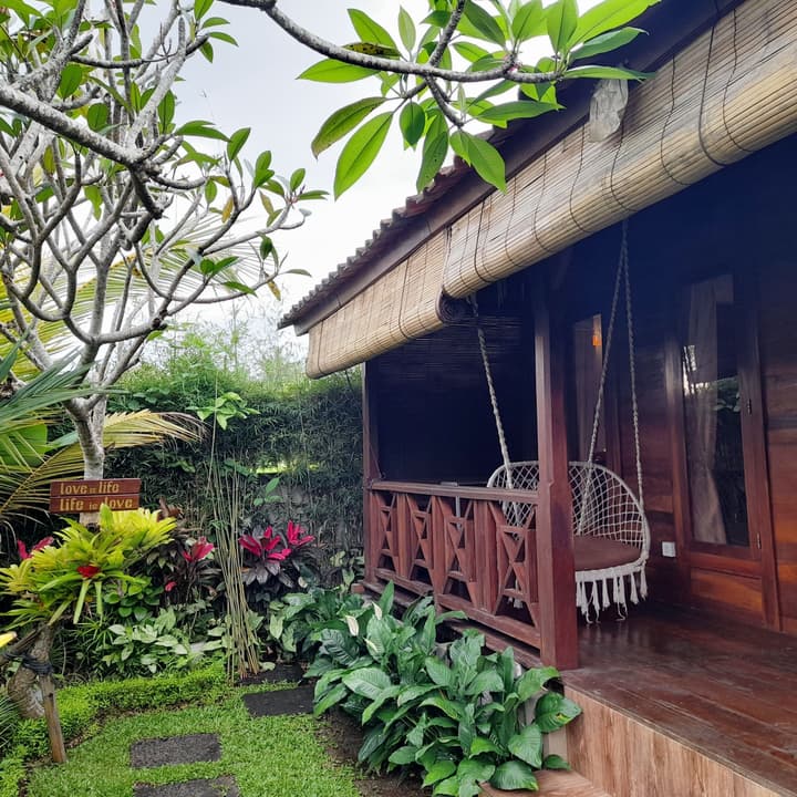 Shivananda Antique Villas by EPS