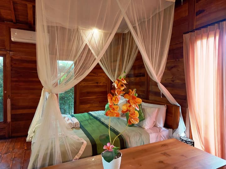 Shivananda Antique Villas by EPS