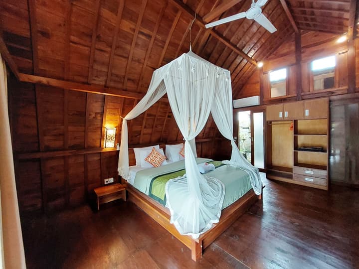 Shivananda Antique Villas by EPS