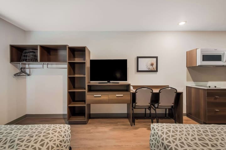 WoodSpring Suites Bellflower - Los Angeles