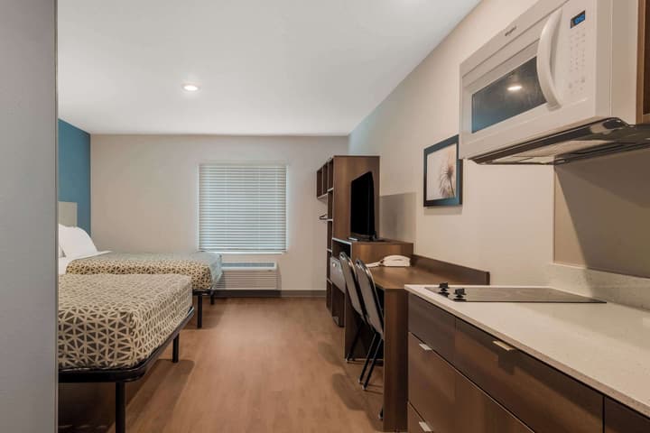 WoodSpring Suites Bellflower - Los Angeles