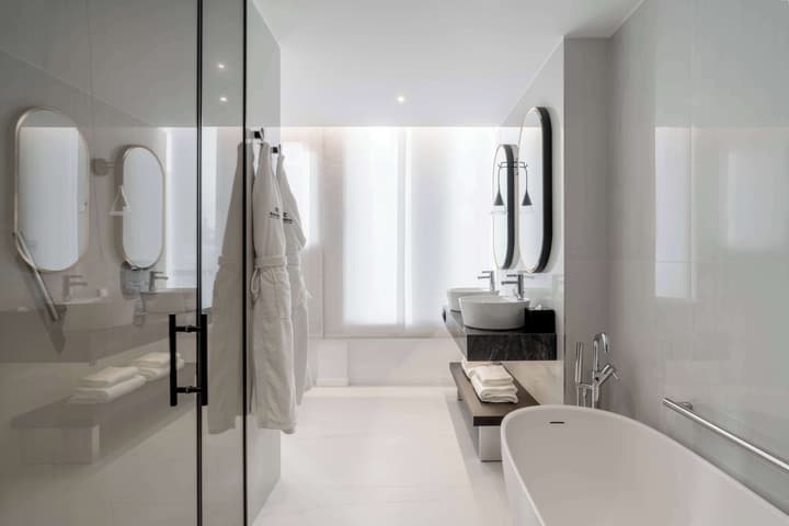 Radisson Collection Hotel, Santa Sofia Milan