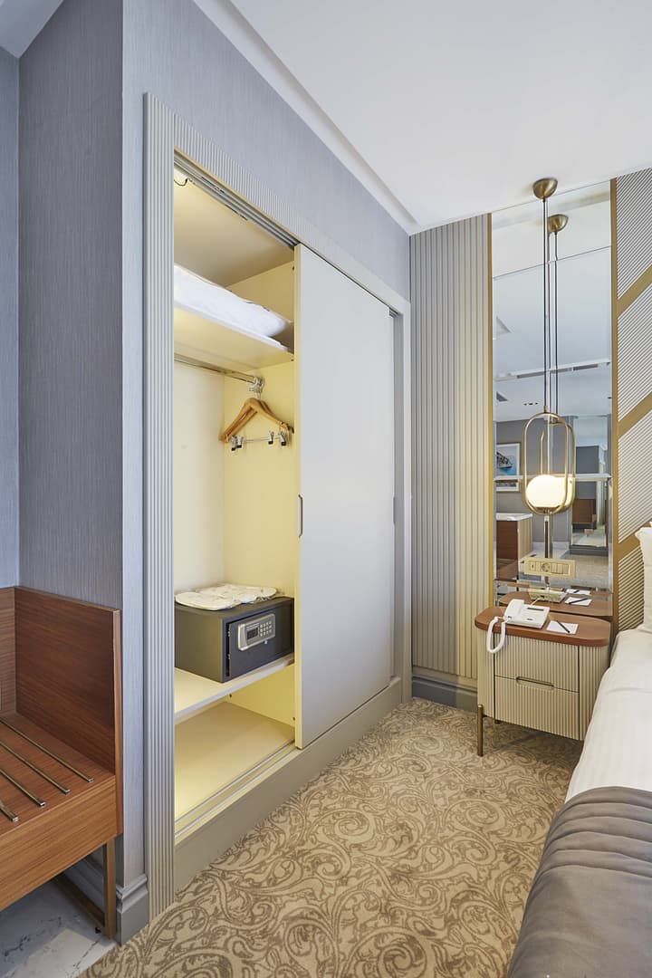 The Hubi Hotel