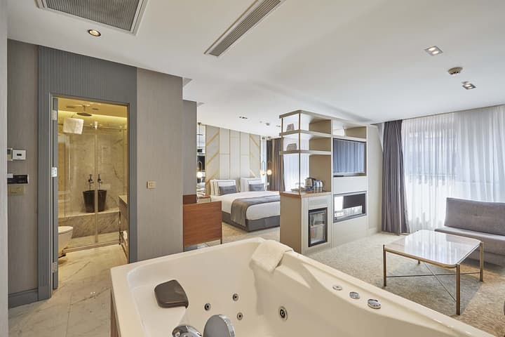 The Hubi Hotel