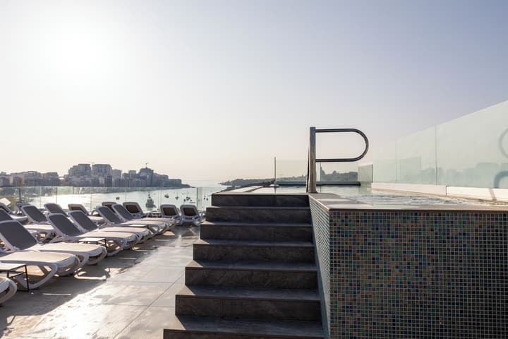 Alavits Hotel by ST Hotels