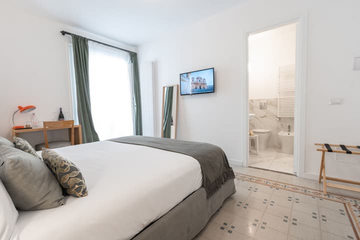Archè Design Rooms and Suites