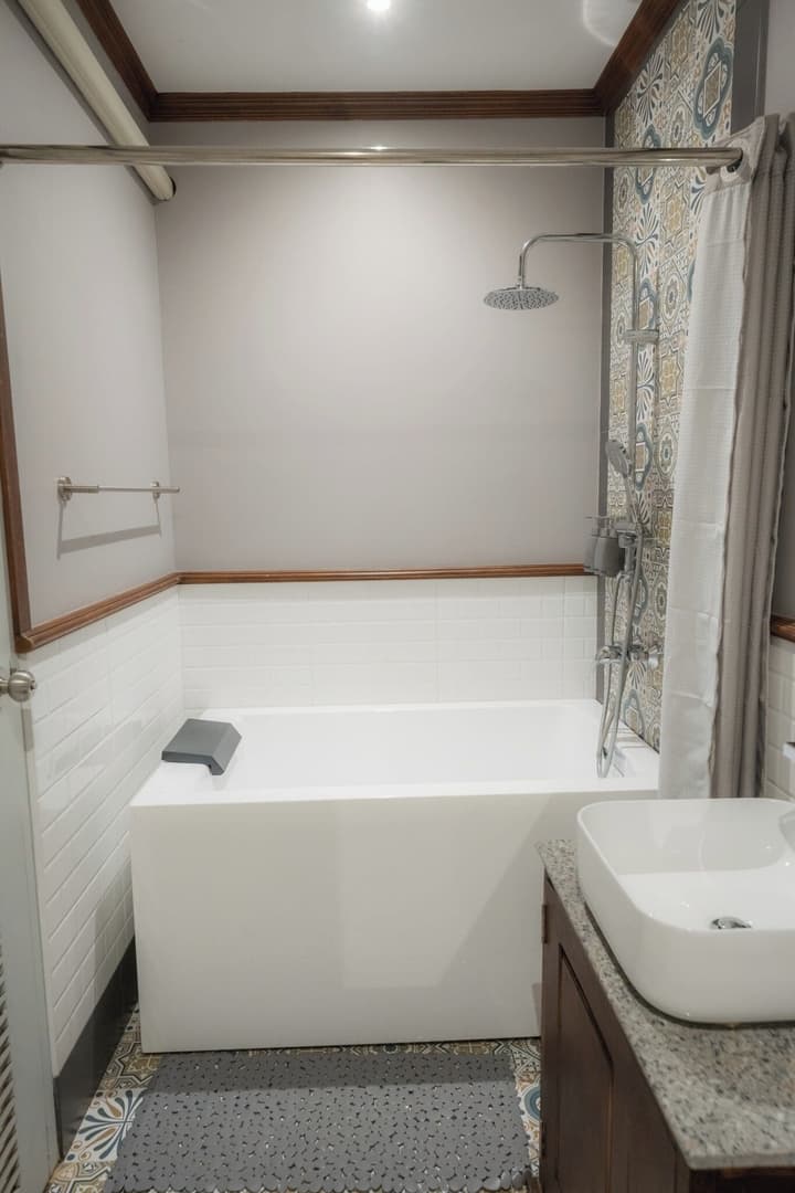 Mybanlao Hotel