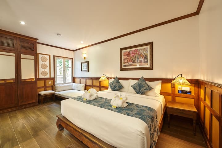 Mybanlao Hotel
