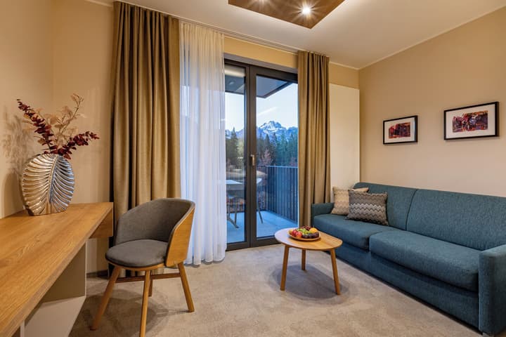APLEND Lake Resort