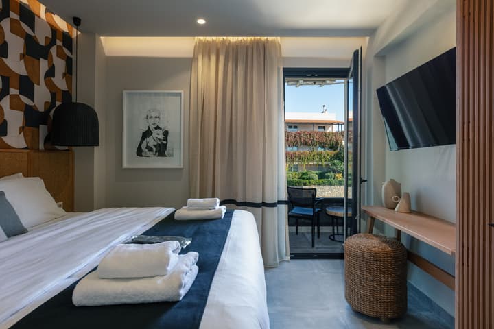Chapter 02 Gallery Suites