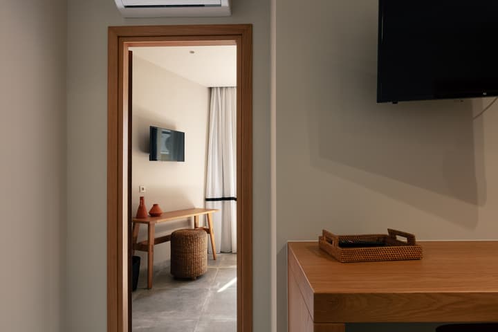 Chapter 02 Gallery Suites