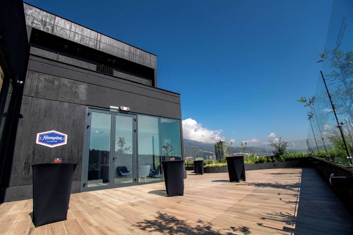 Hampton By Hilton Quito La Carolina Park