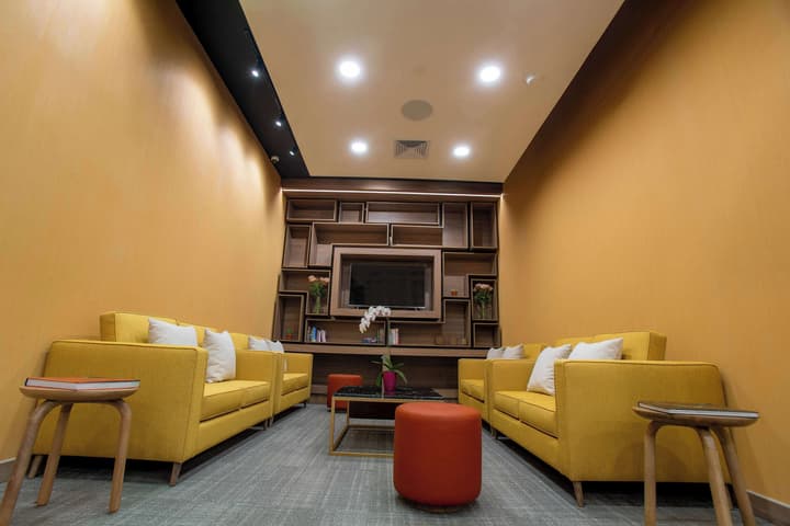 Hampton By Hilton Quito La Carolina Park