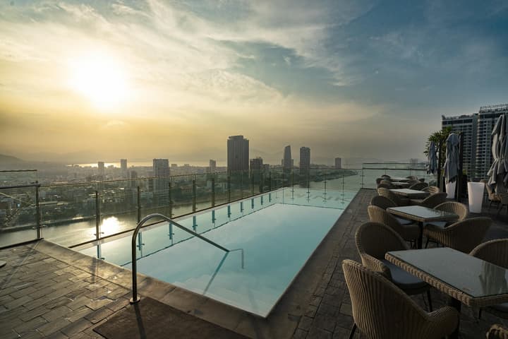 Wink Danang Riverside, Unscripted by Hyatt - 24 Hours stay