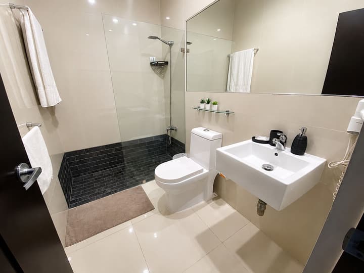 LINCOLN SUITE