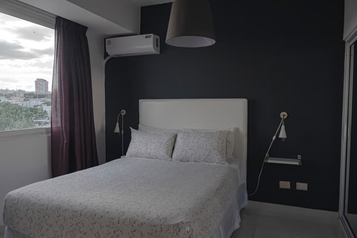 LINCOLN SUITE