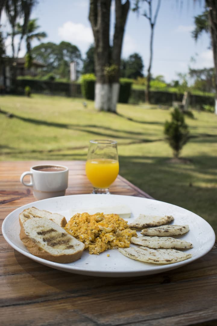 HOTEL HACIENDA SANTA CLARA