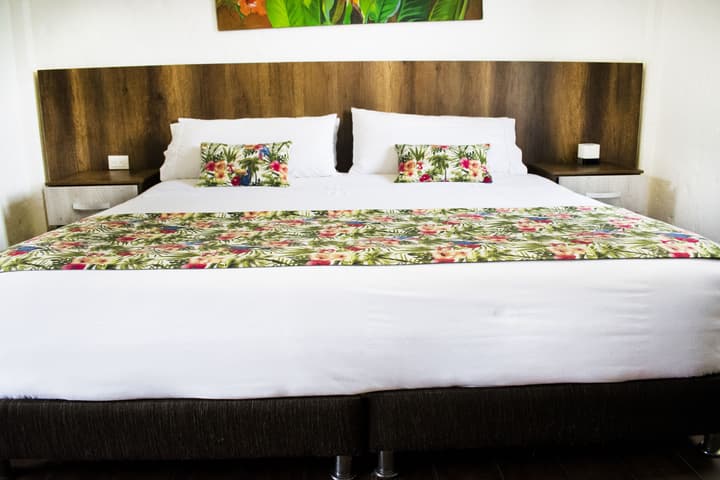 HOTEL HACIENDA SANTA CLARA