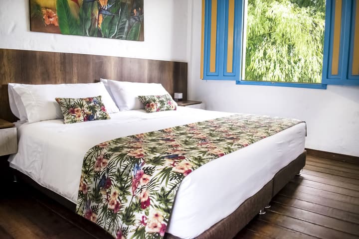 HOTEL HACIENDA SANTA CLARA