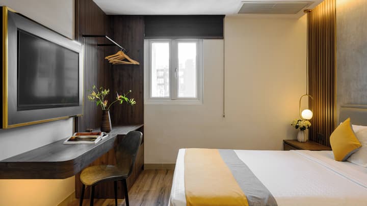 Acnos Hotel