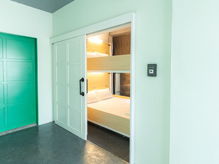 Khaosan Social Capsule Bangkok - Adult Only - Hostel