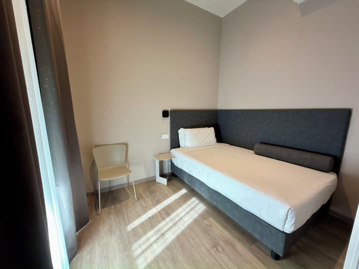 VI SUITES