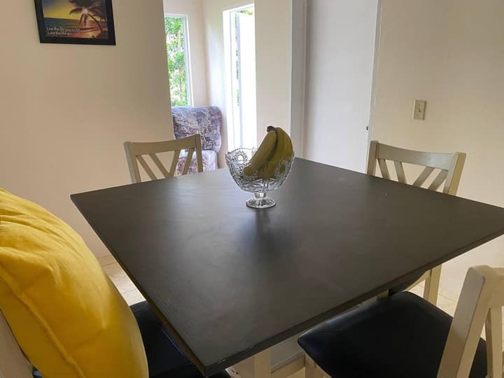 Lovely 2-bedroom Apt, Sleeps 3, Warm & Cosy