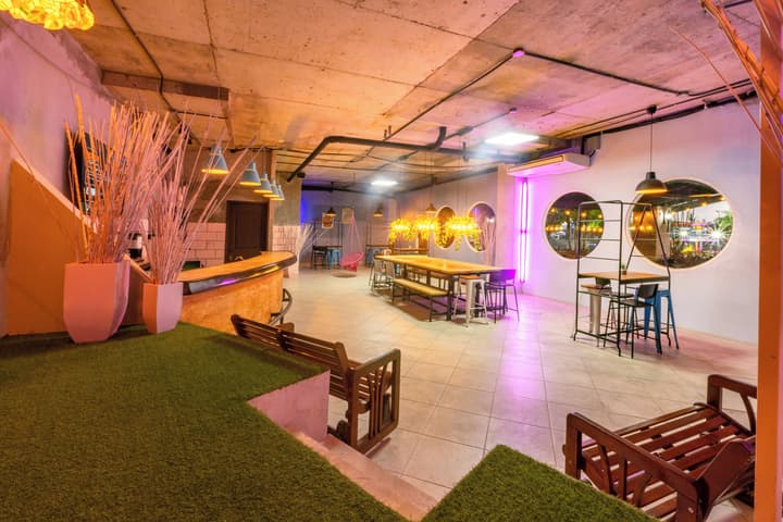 MARINN Tropical Vibes Hotel