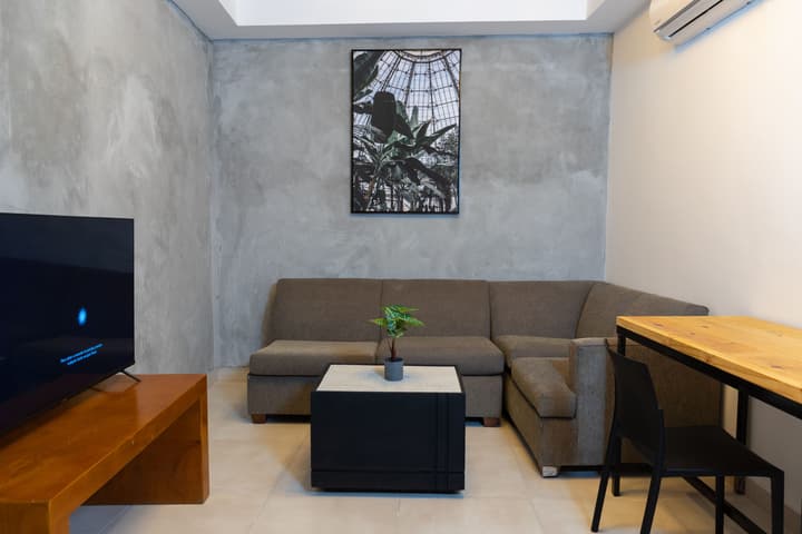 MARINN Tropical Vibes Hotel