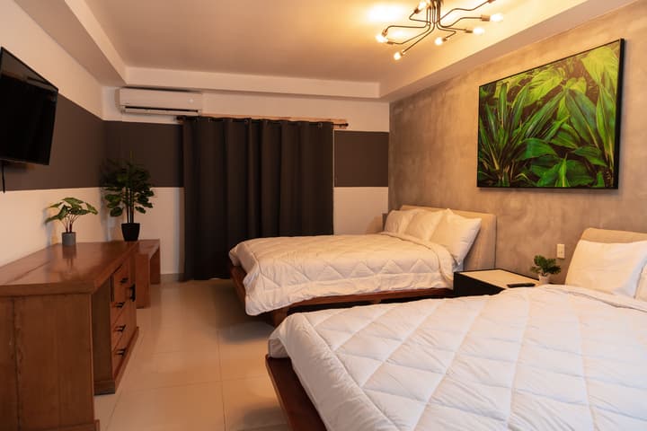 MARINN Tropical Vibes Hotel