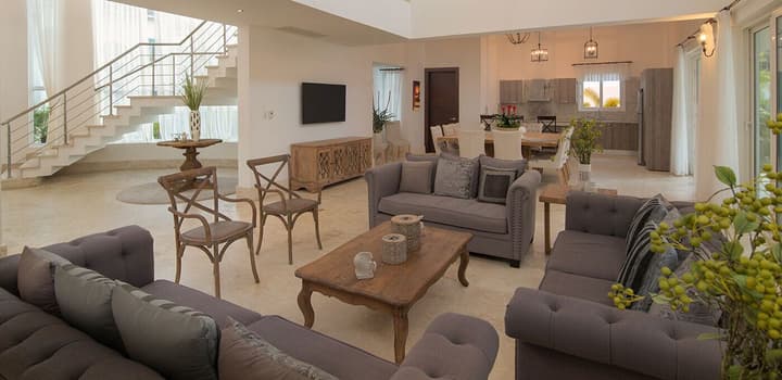 Luxury Villas - Mandatory All-Inclusive