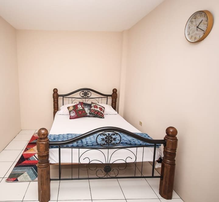 Vintage Oaks Hideaway