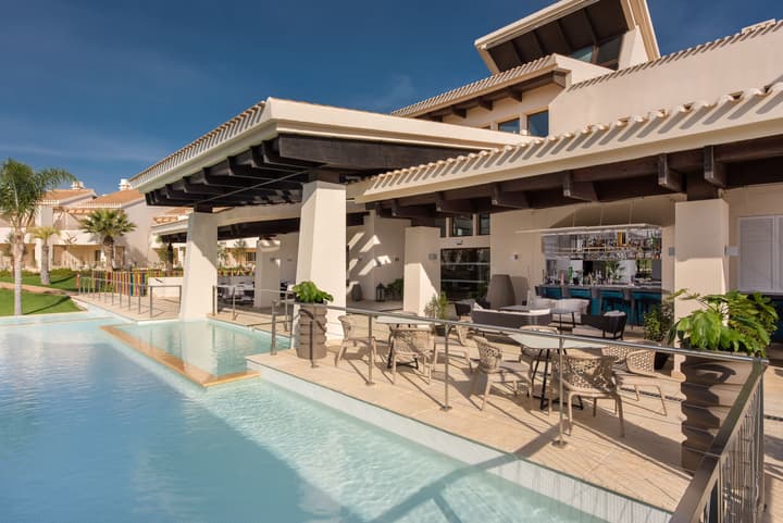 Ona Hacienda del Alamo Golf Resort