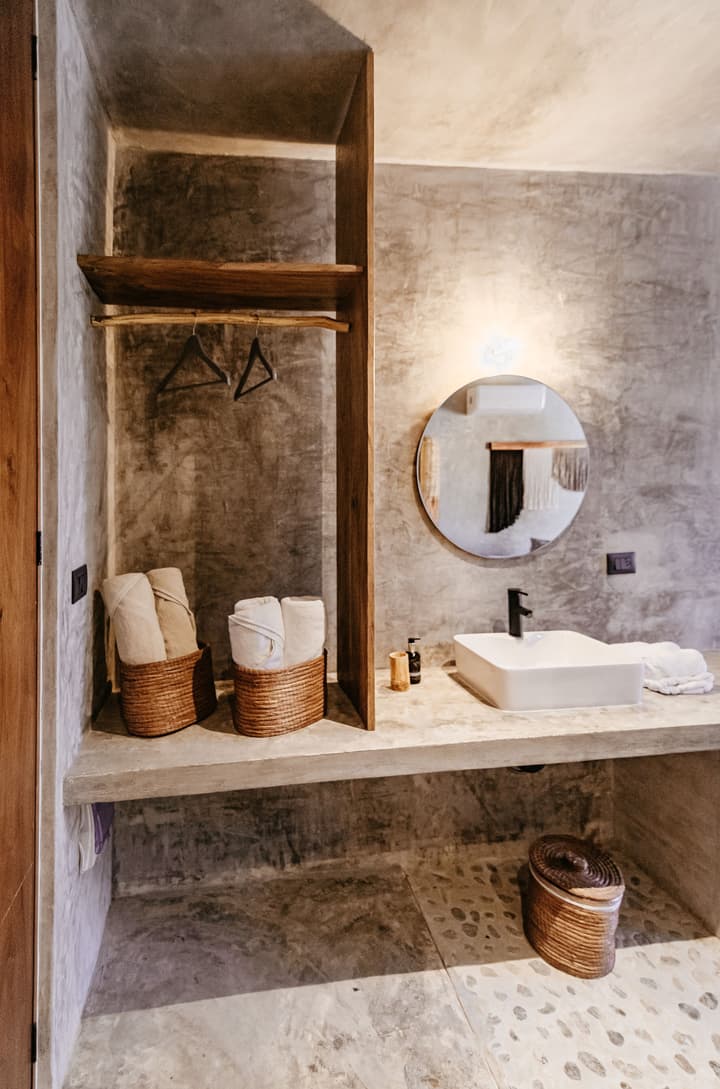 Dos Mares Barefoot Luxury