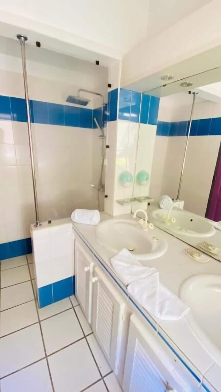 HOTEL BOIS JOLI