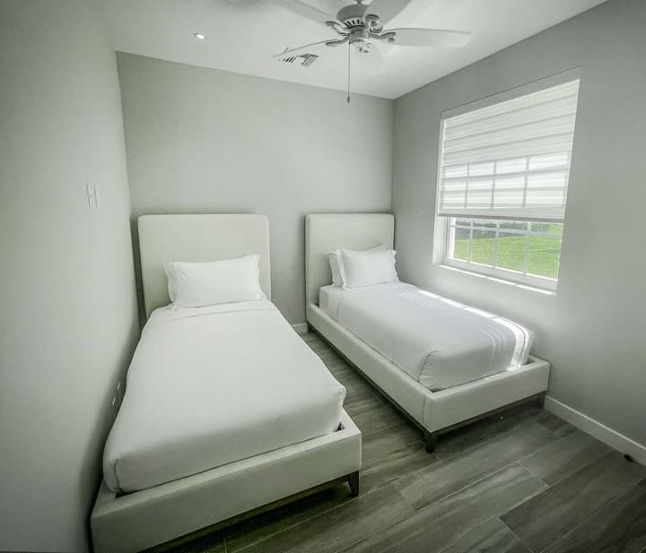 Palm Cay Marina, Resort & Spa