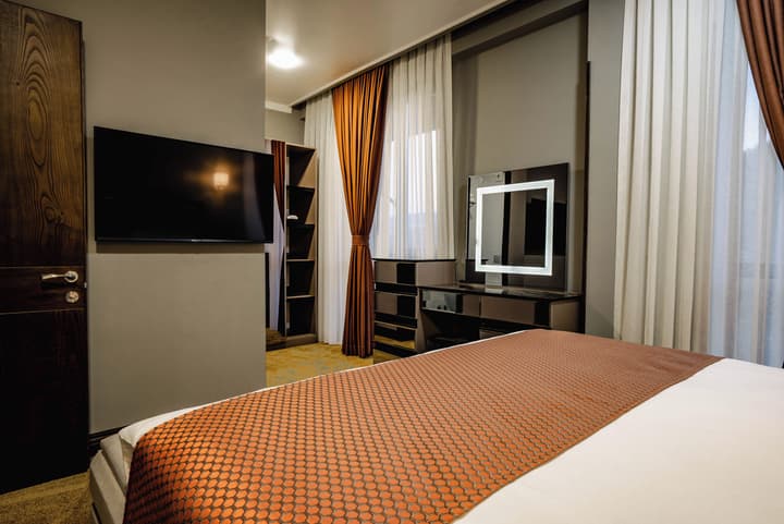 Gori Inn