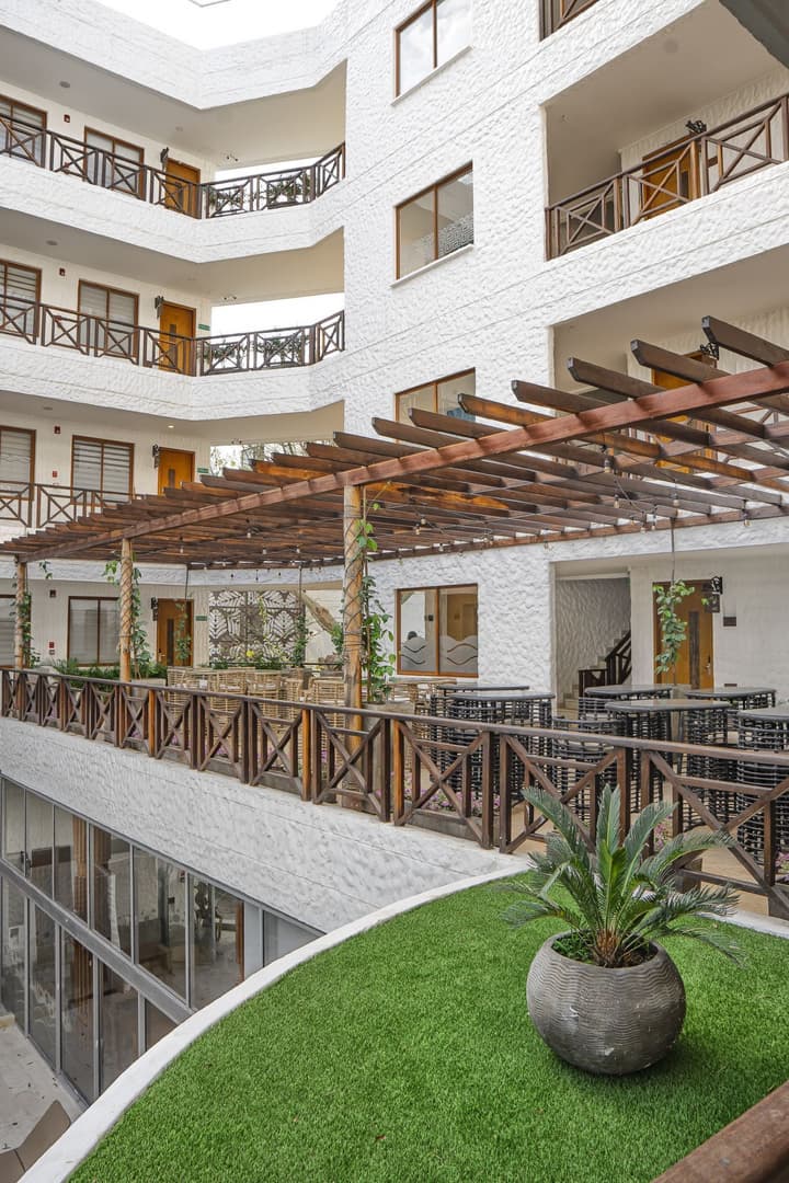 HOTEL KARAYA DIVE RESORT