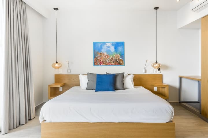 Opal Suites