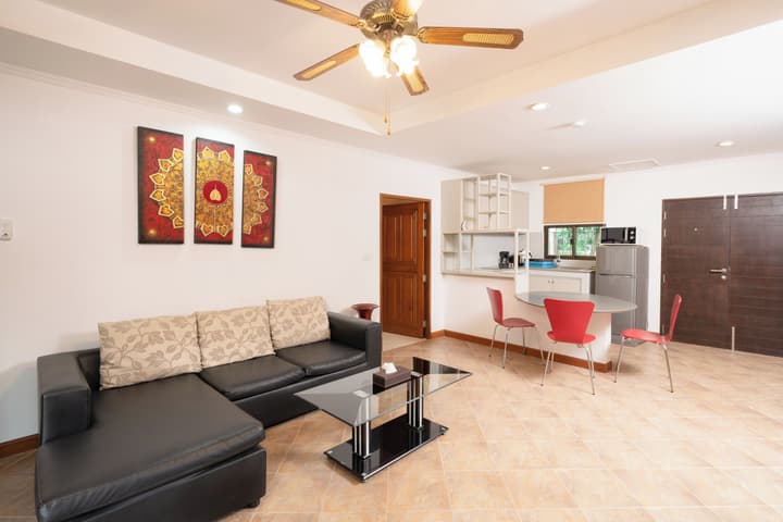 Sai Rougn Apartment
