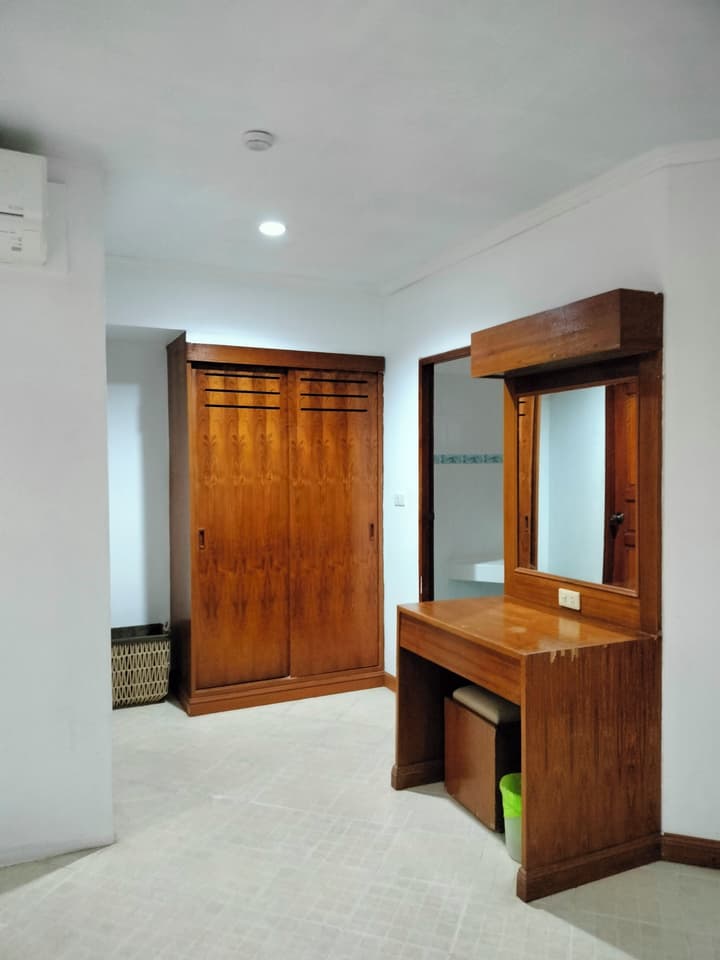 Sai Rougn Apartment