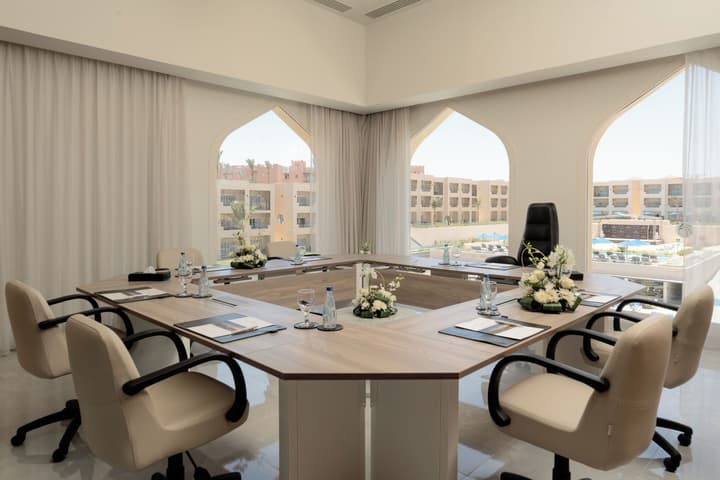 Cleopatra Luxury Resort Sharm – Adults Only 16 plus