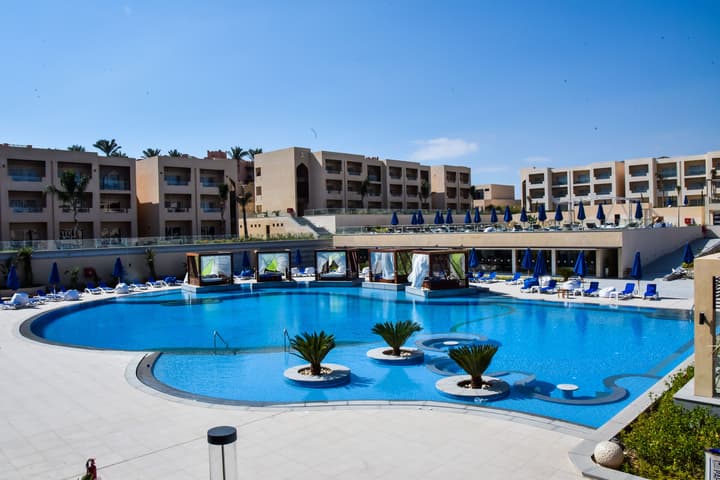 Cleopatra Luxury Resort Sharm – Adults Only 16 plus
